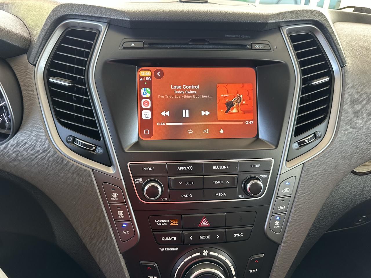 Hyundai Santa Fe SE FWD 2017