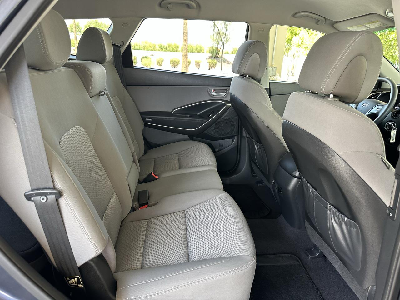 Hyundai Santa Fe SE FWD 2017