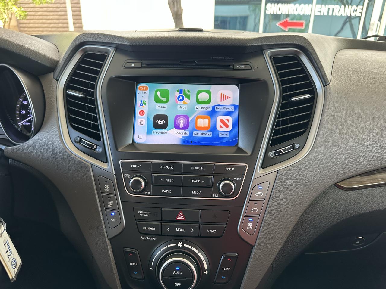Hyundai Santa Fe SE FWD 2017