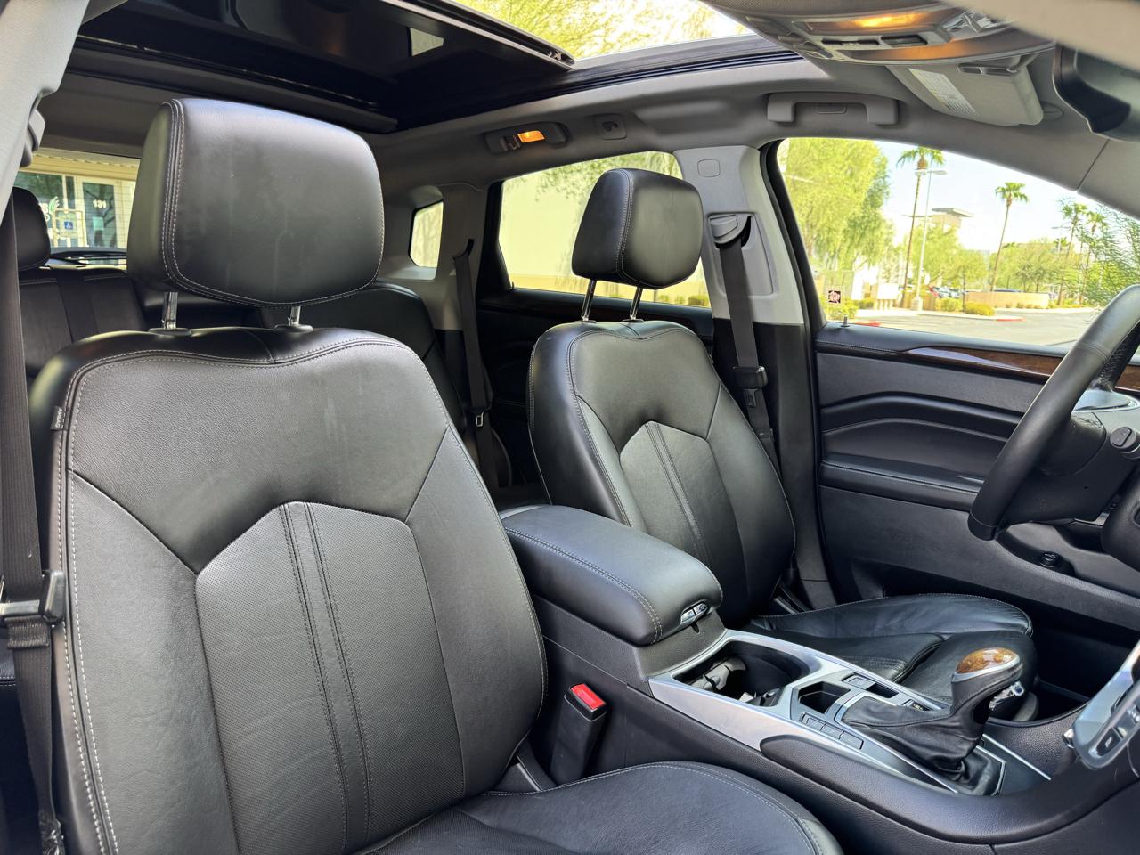 Cadillac SRX Luxury Collection FWD 2014