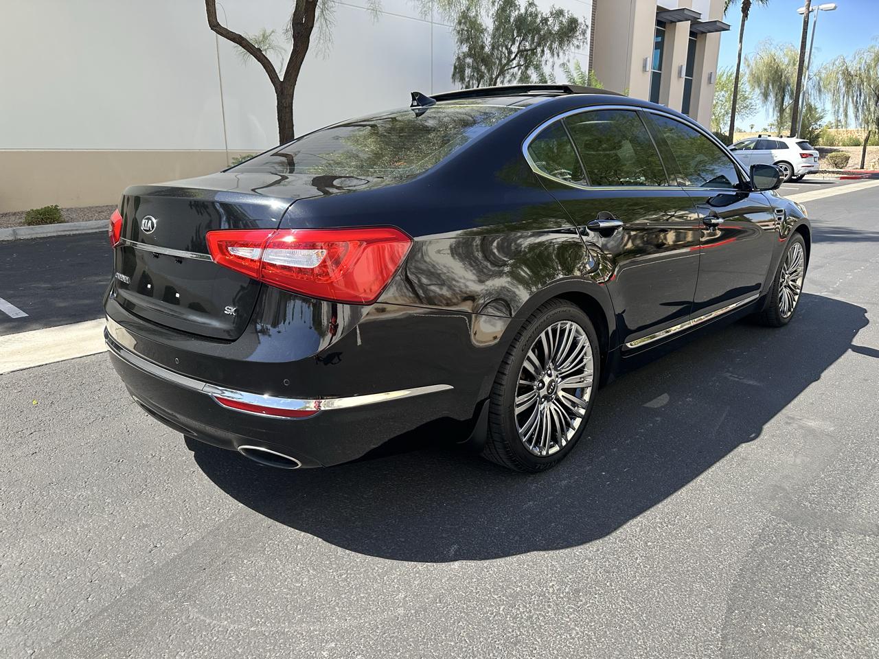 Kia Cadenza Limited 2015