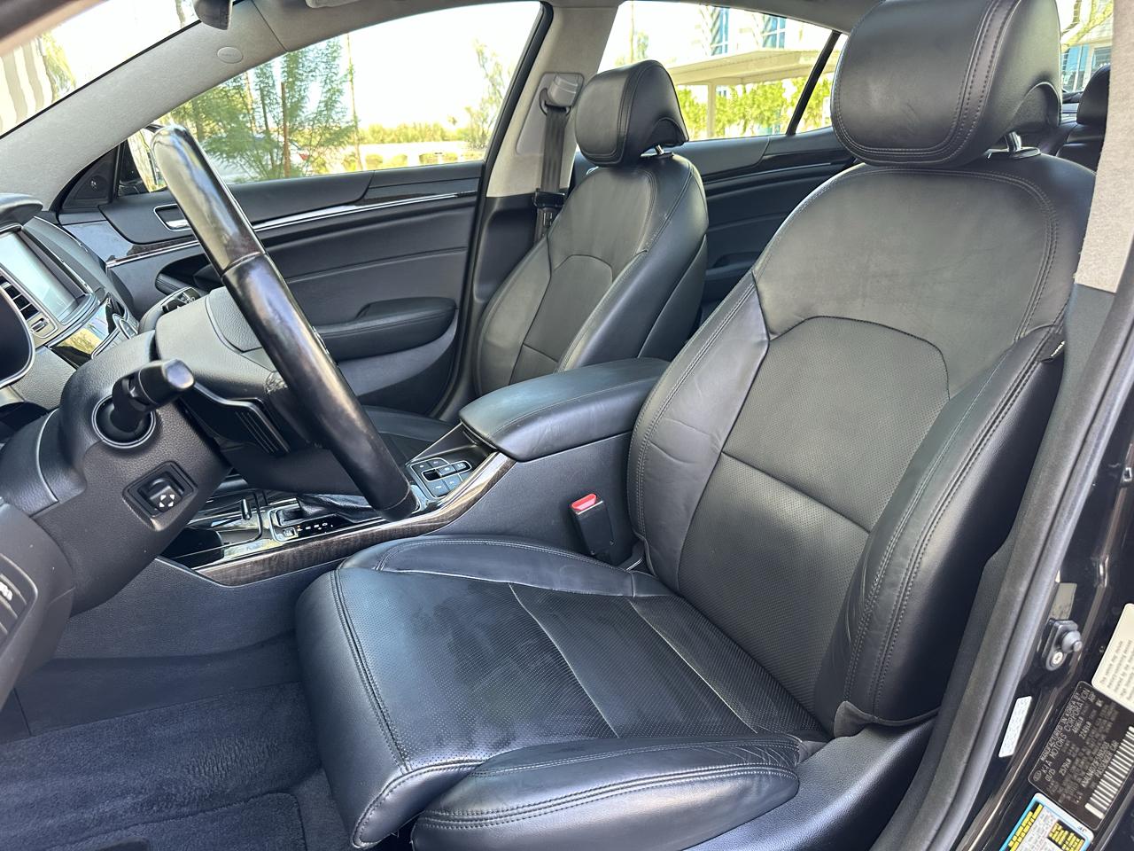 Kia Cadenza Limited 2015