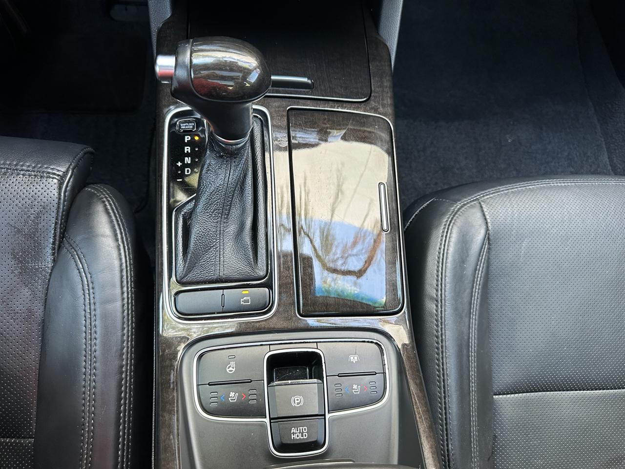 Kia Cadenza Limited 2015