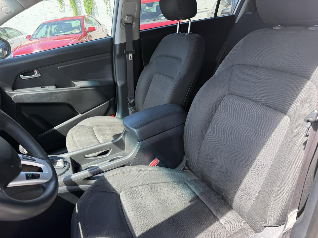 Kia Sportage LX FWD 2013