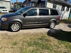 2016 Chrysler Town & Country 