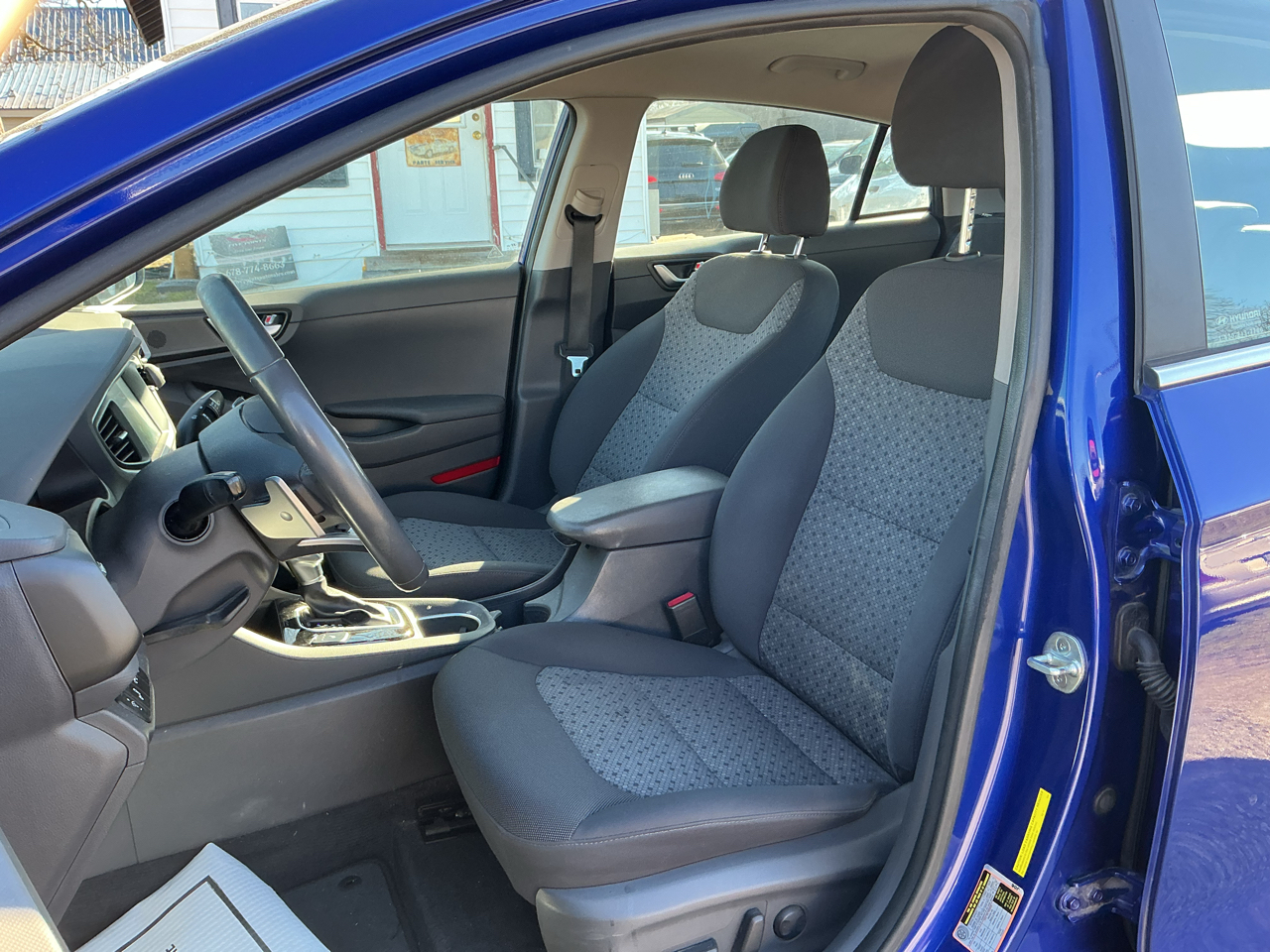 Hyundai Ioniq Hybrid SEL 2019