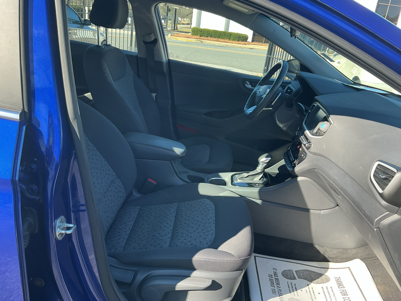 Hyundai Ioniq Hybrid SEL 2019