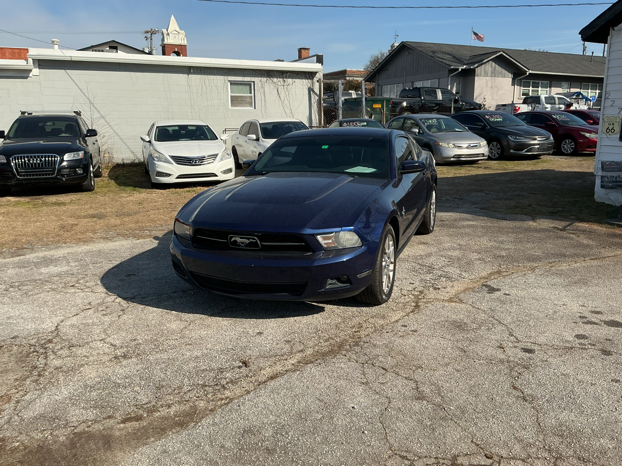 Ford Mustang V6 Coupe 2012
