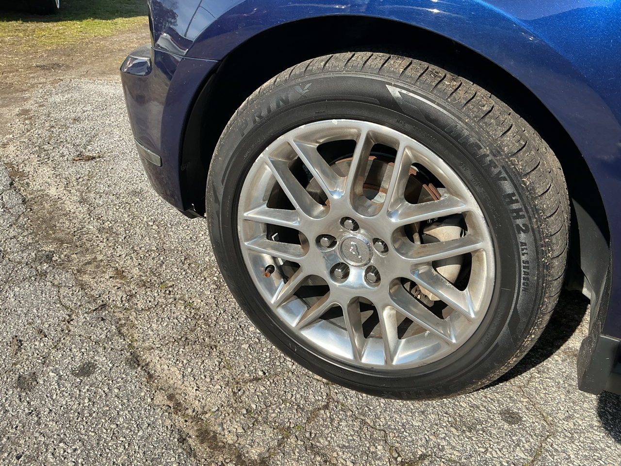 Ford Mustang V6 Coupe 2012