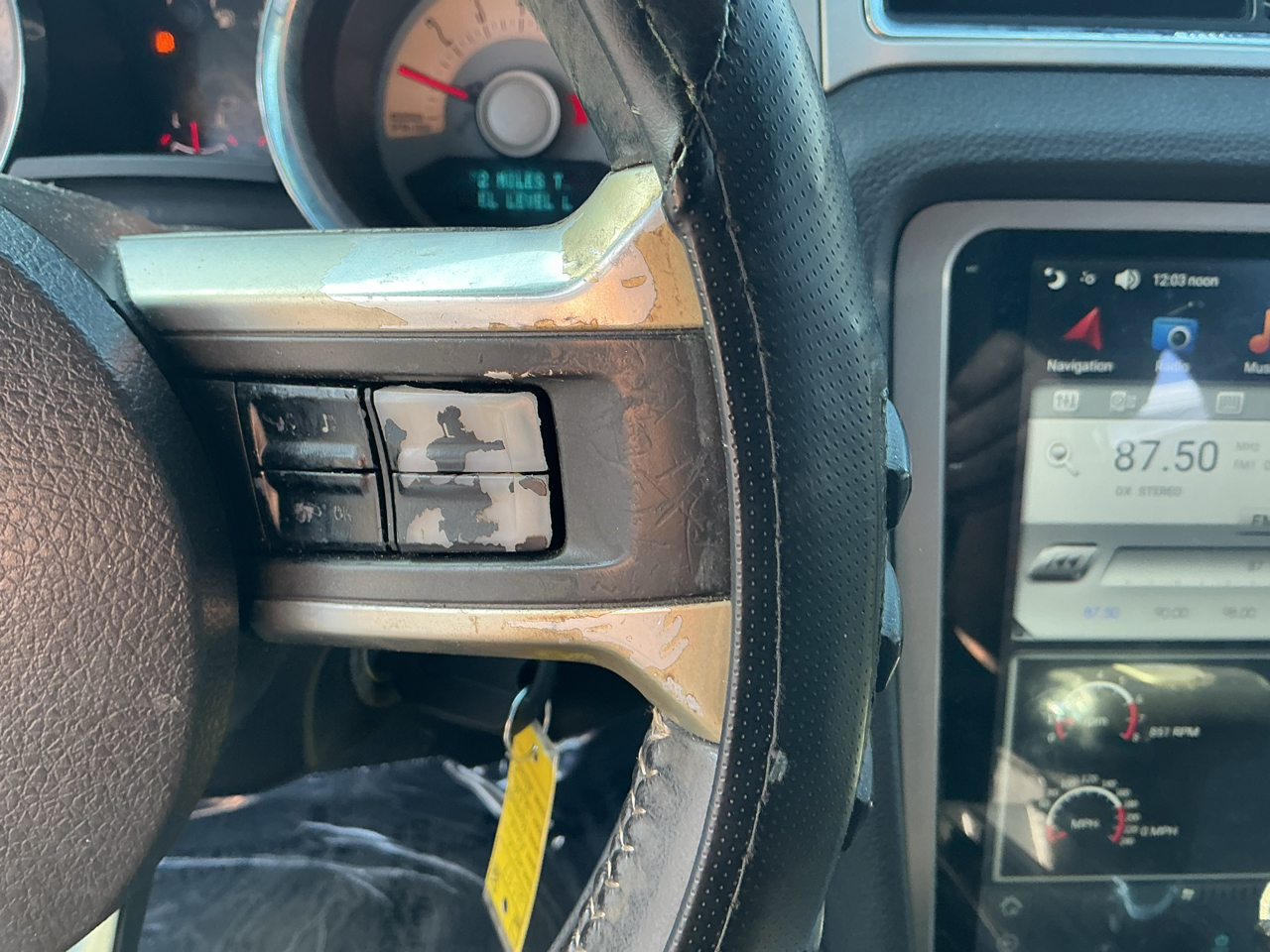 Ford Mustang V6 Coupe 2012