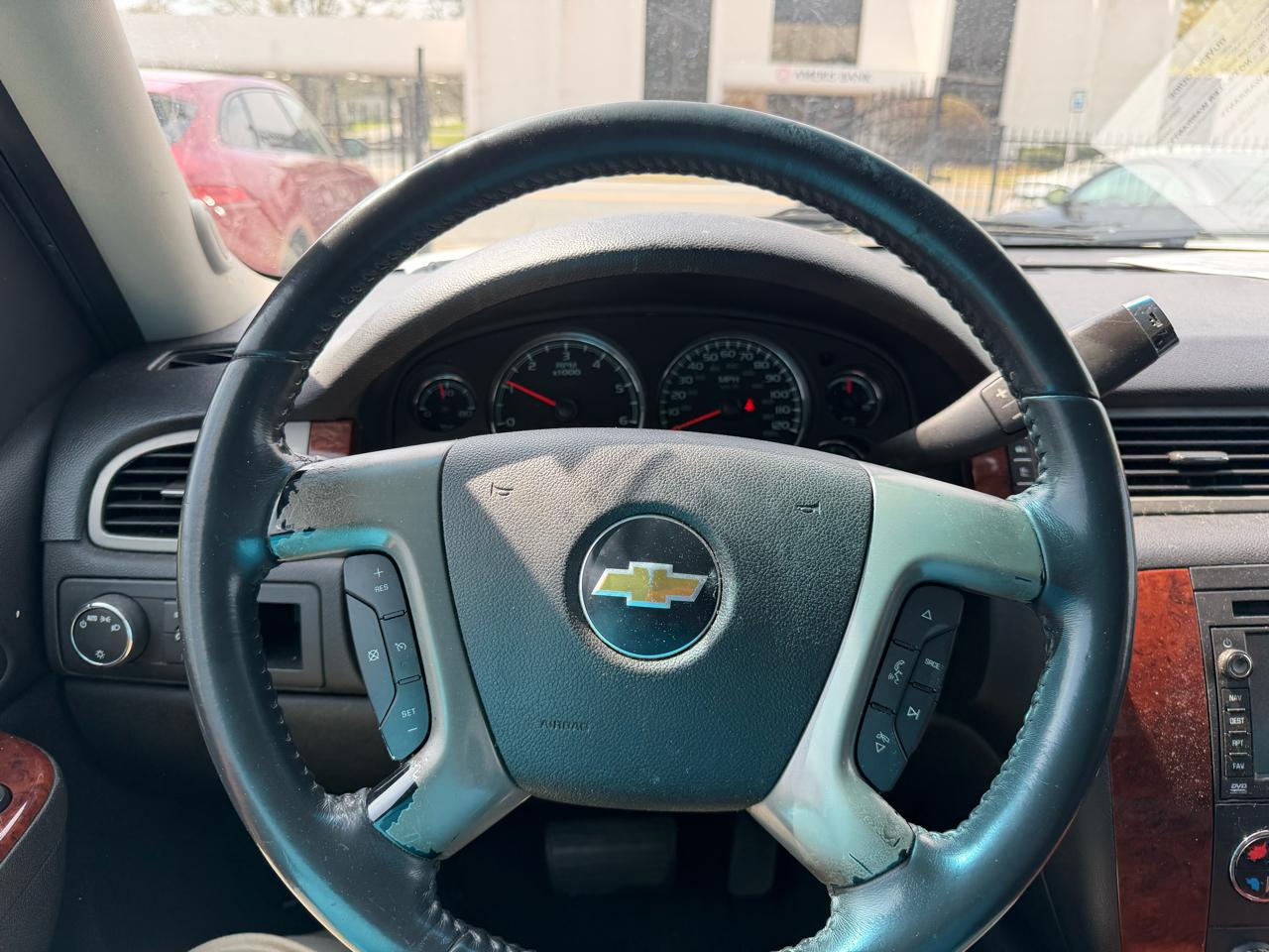 Chevrolet Avalanche LTZ 2WD 2011