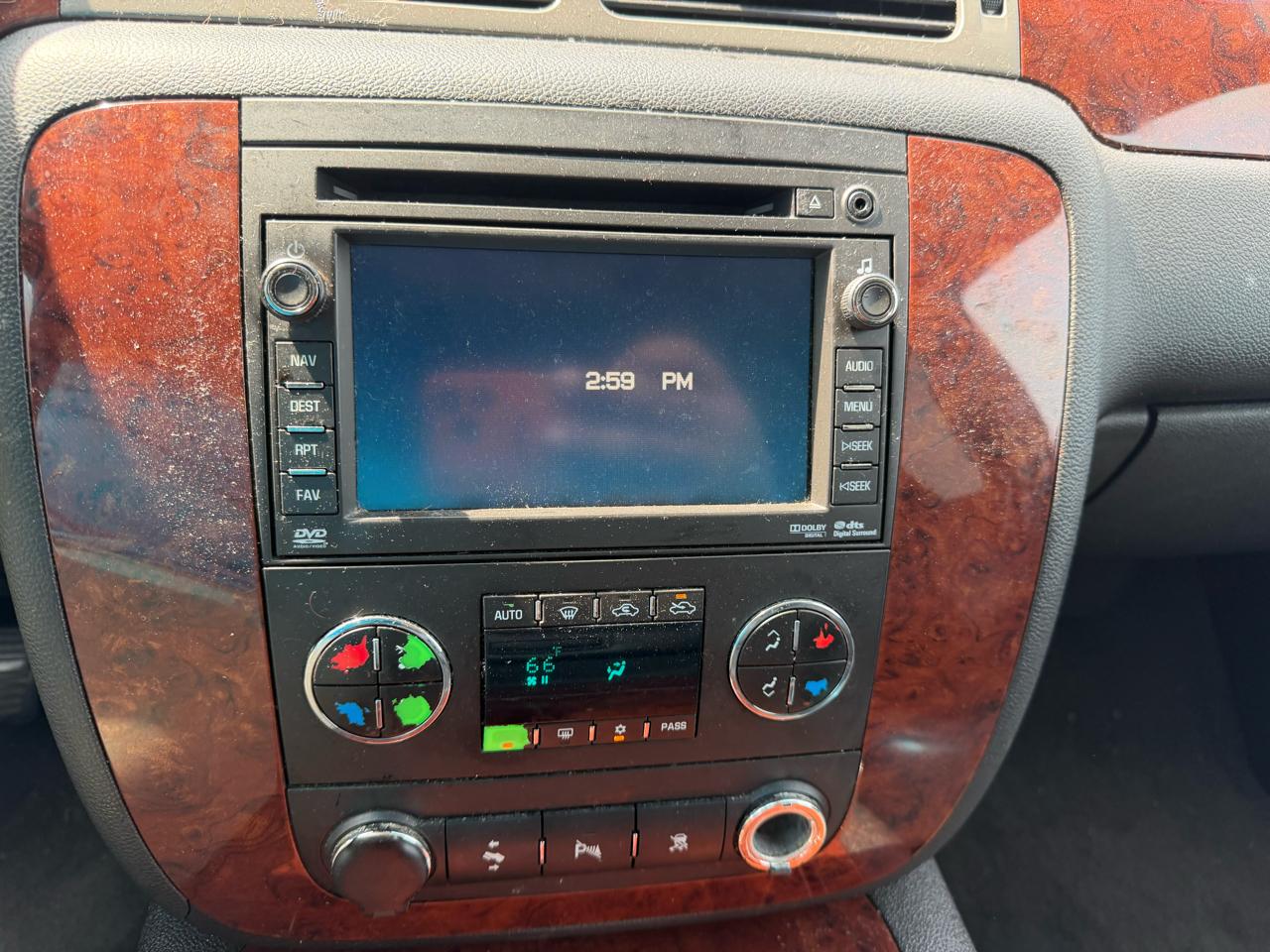 Chevrolet Avalanche LTZ 2WD 2011