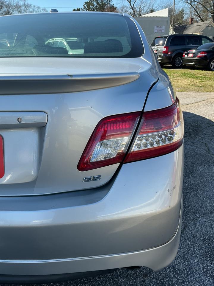 Toyota Camry Base 6-Spd AT 2011