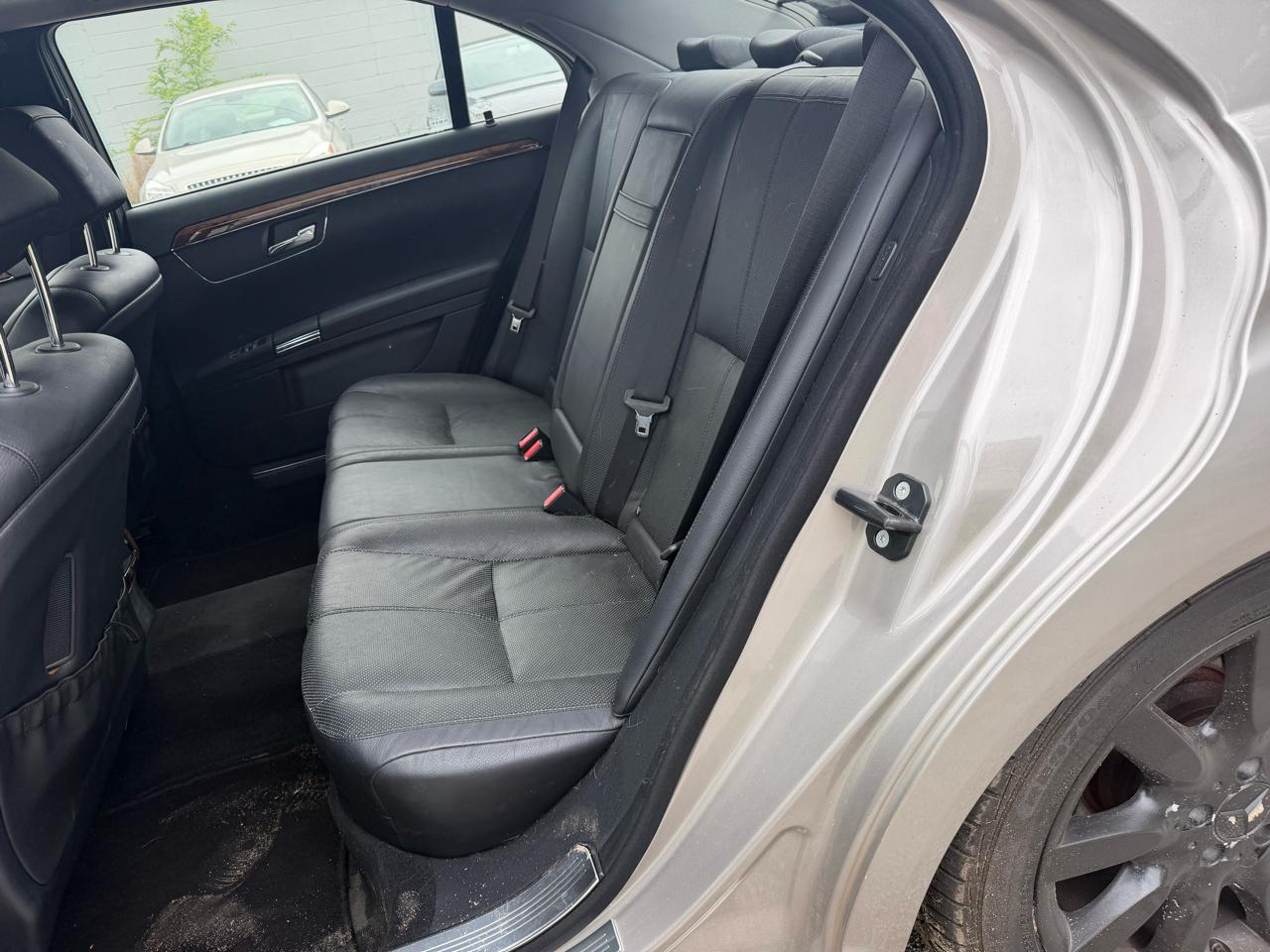 Mercedes-Benz S-Class  2007