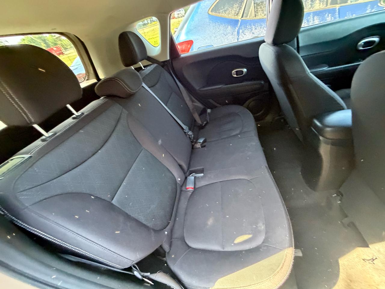 Kia Soul Base 6A 2016