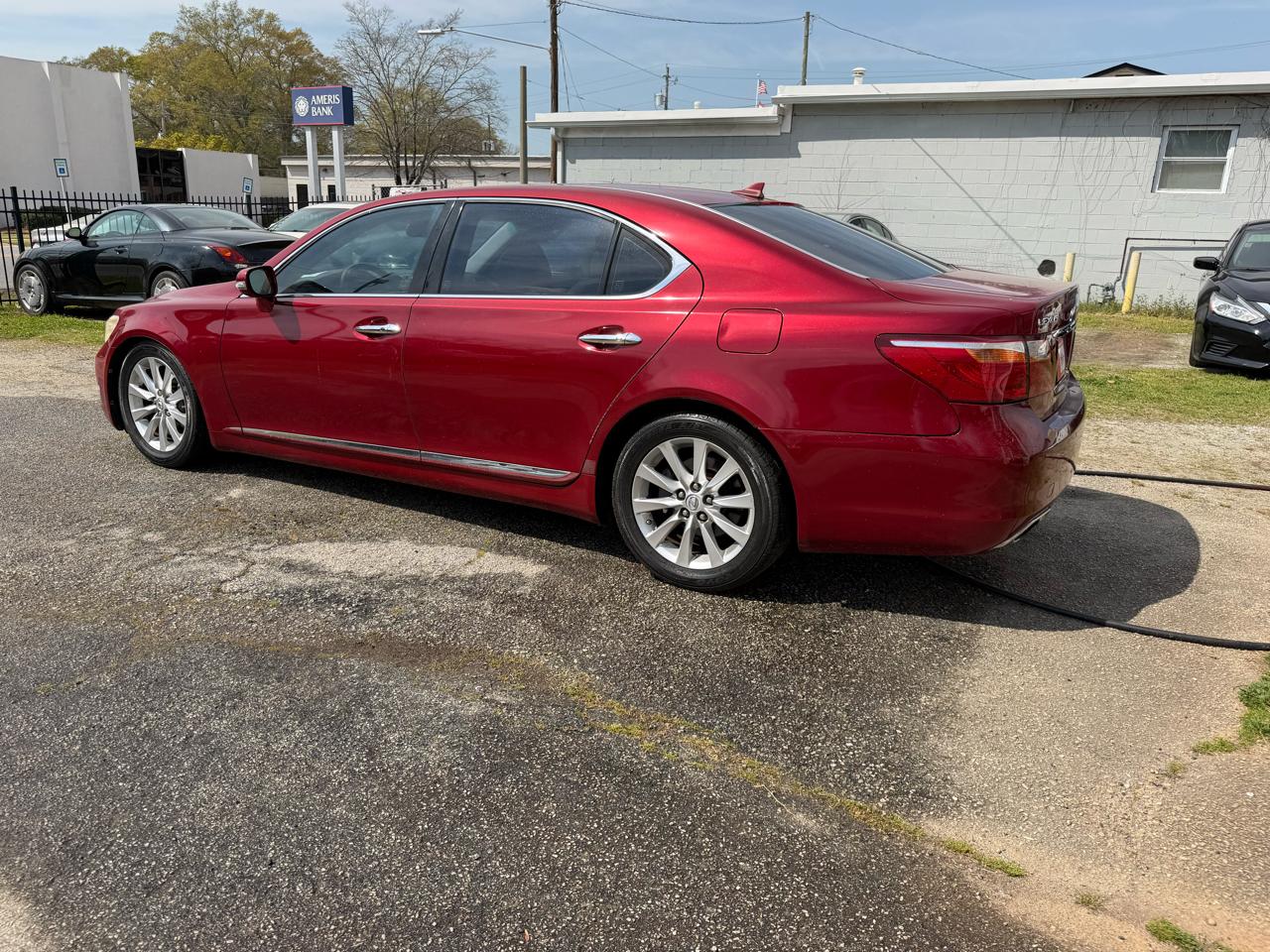 Lexus LS 460 L Luxury Sedan 2010