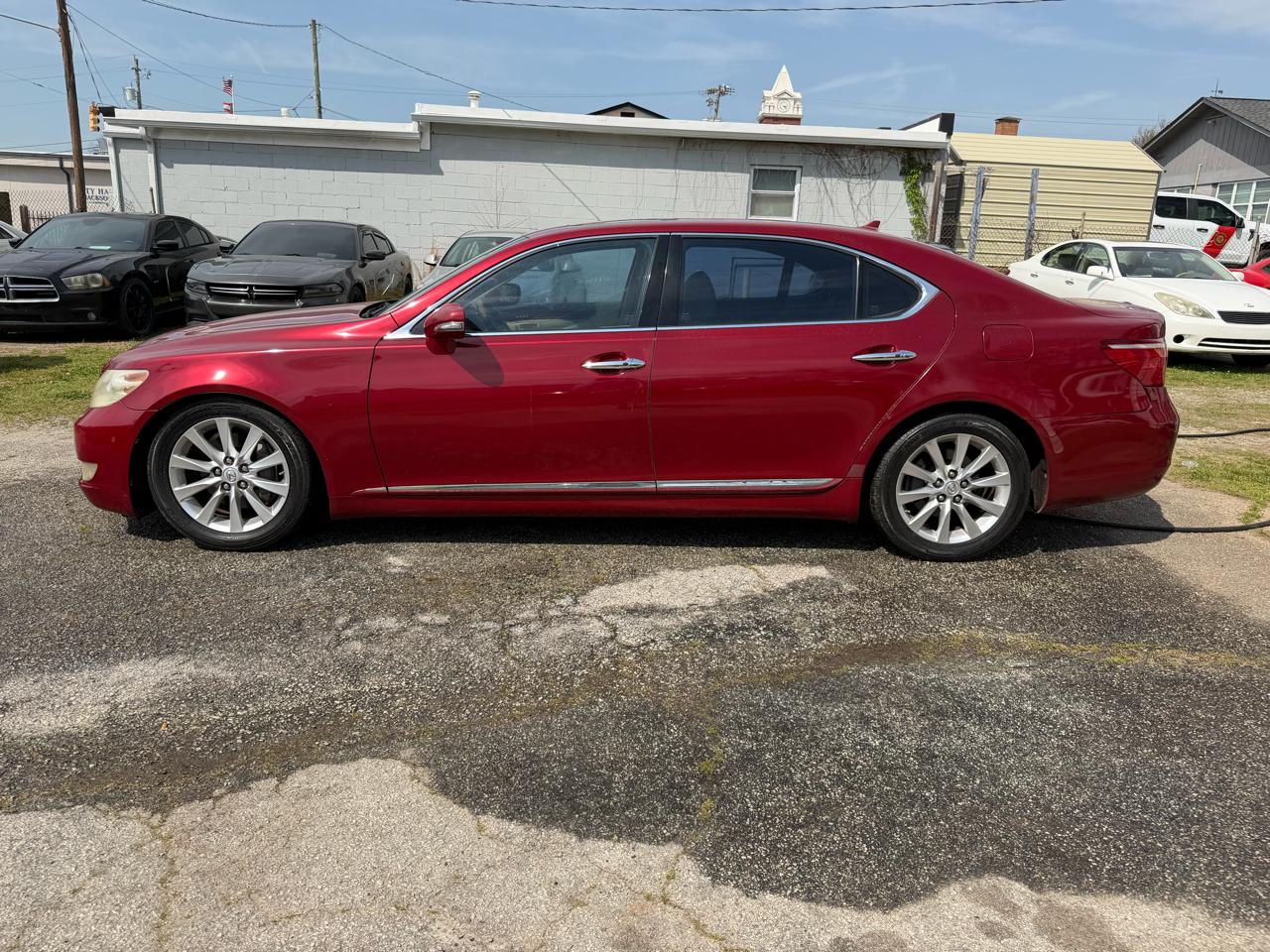 Lexus LS 460 L Luxury Sedan 2010