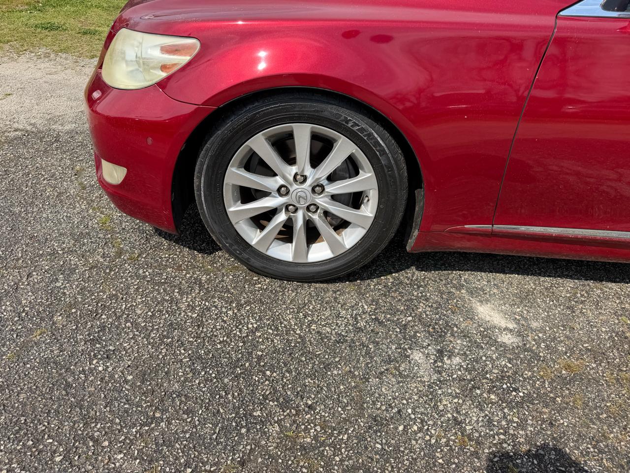 Lexus LS 460 L Luxury Sedan 2010