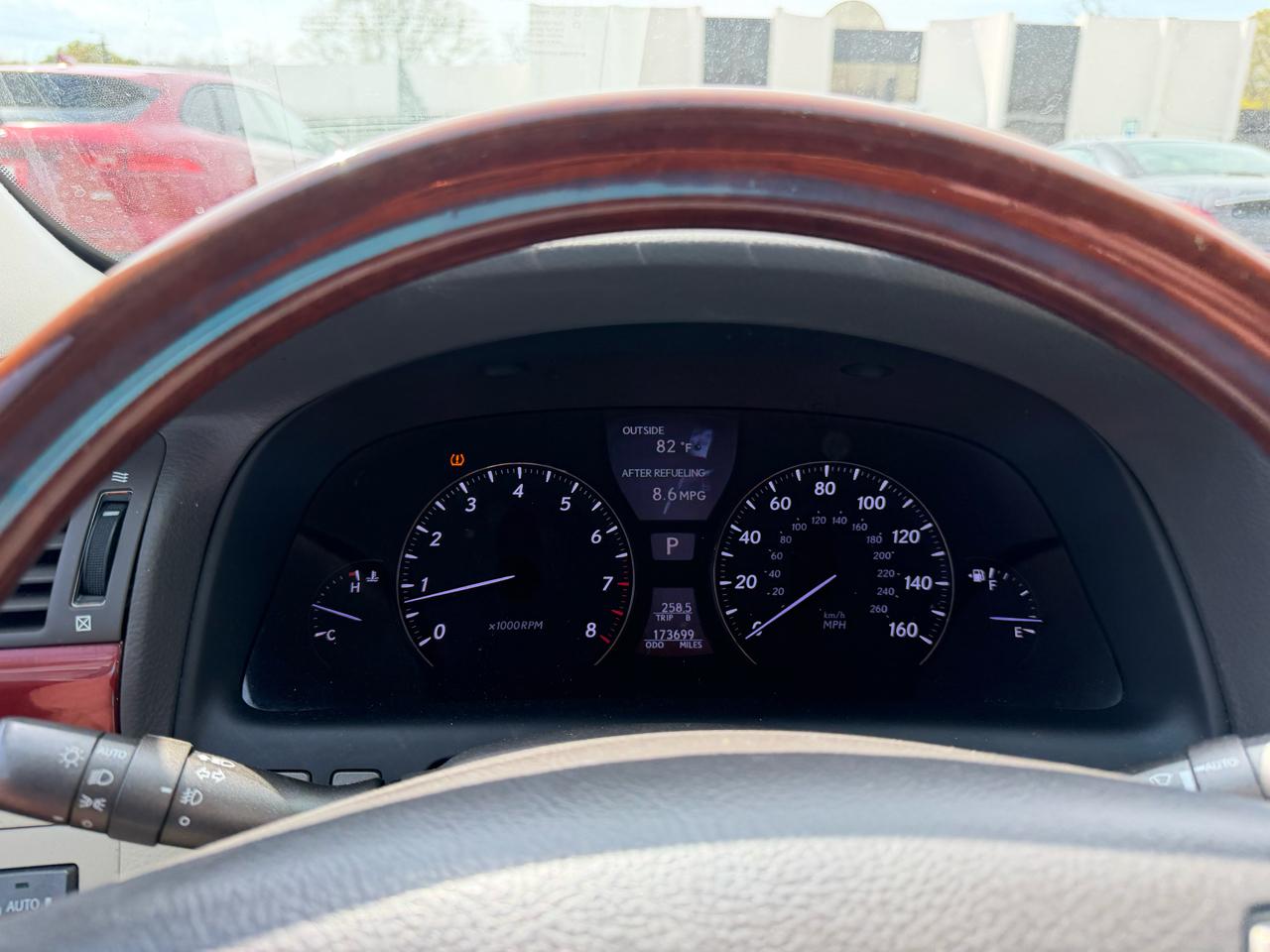 Lexus LS 460 L Luxury Sedan 2010