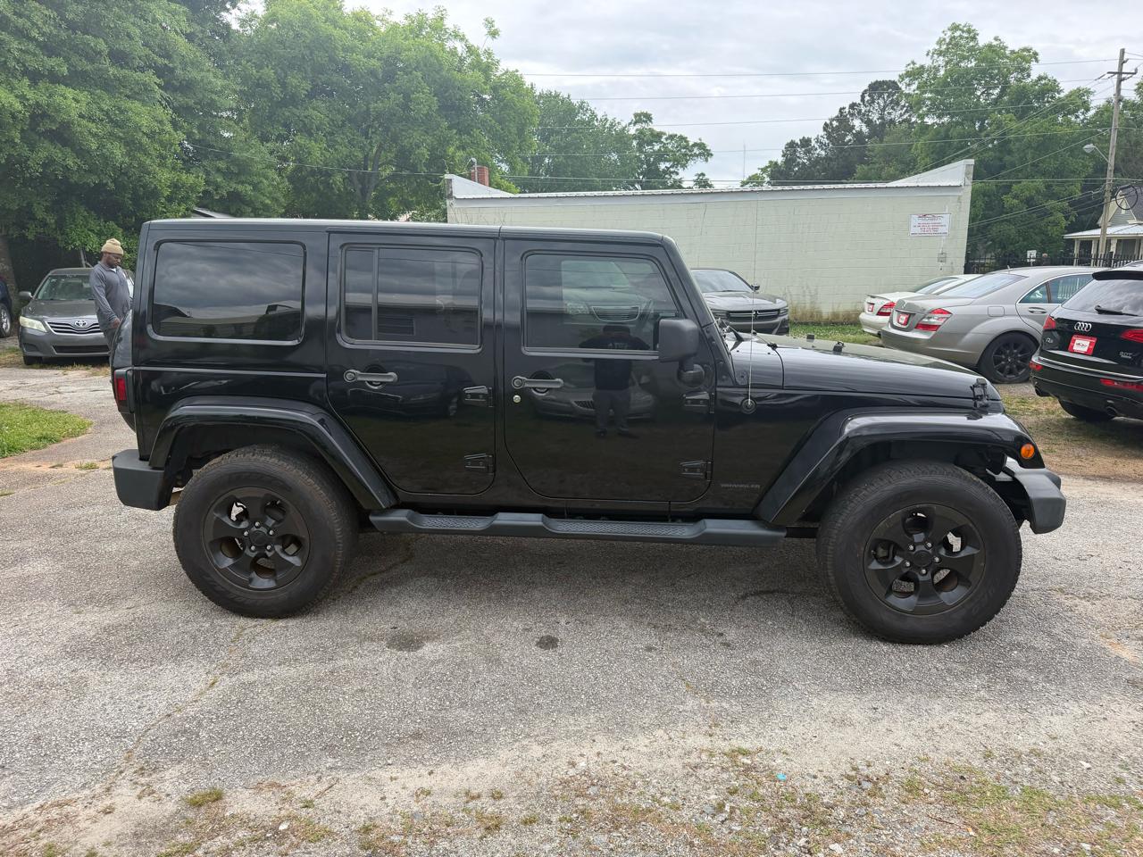 Jeep Wrangler Unlimited Sahara 4WD 2014