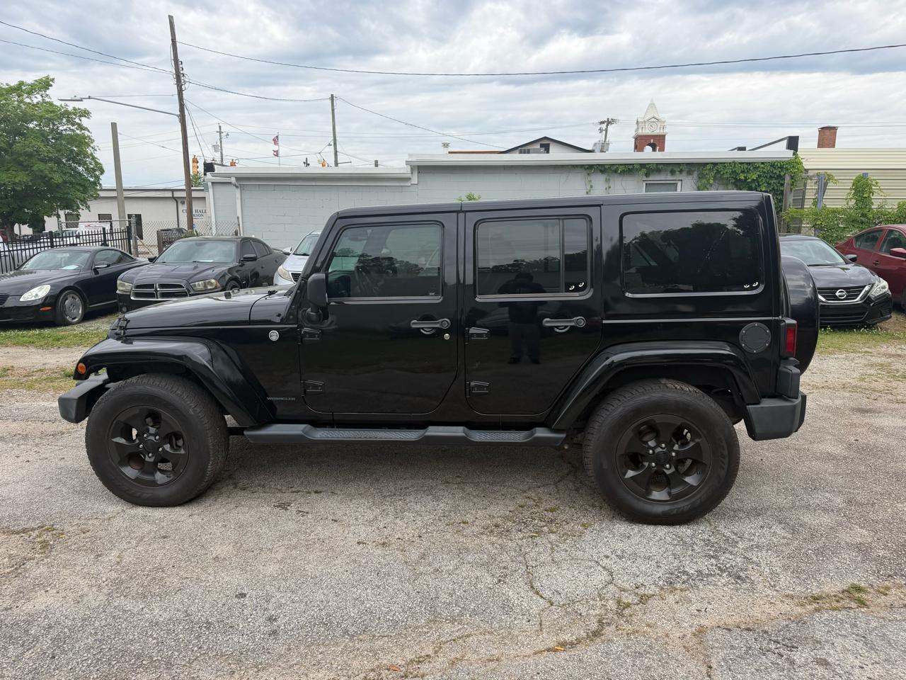 Jeep Wrangler Unlimited Sahara 4WD 2014