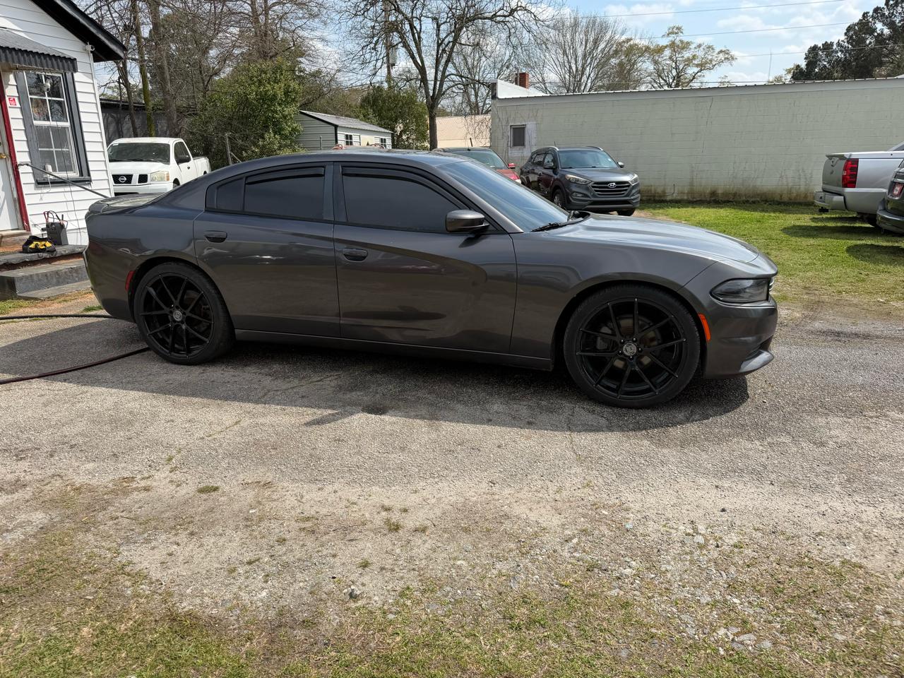 Dodge Charger SE 2016