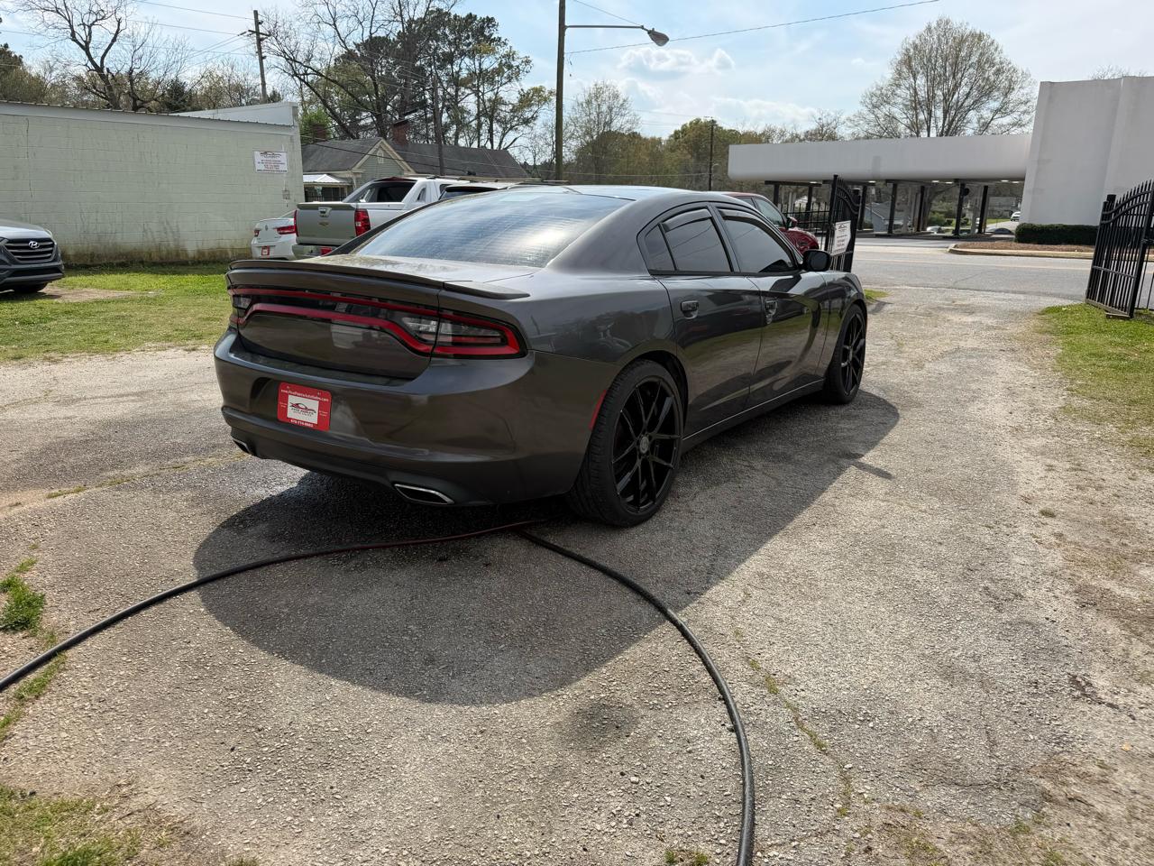 Dodge Charger SE 2016