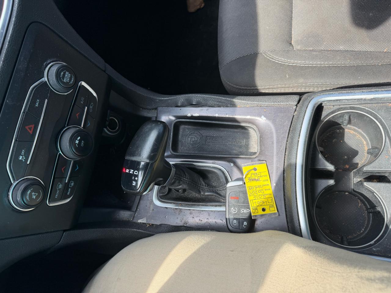 Dodge Charger SE 2016