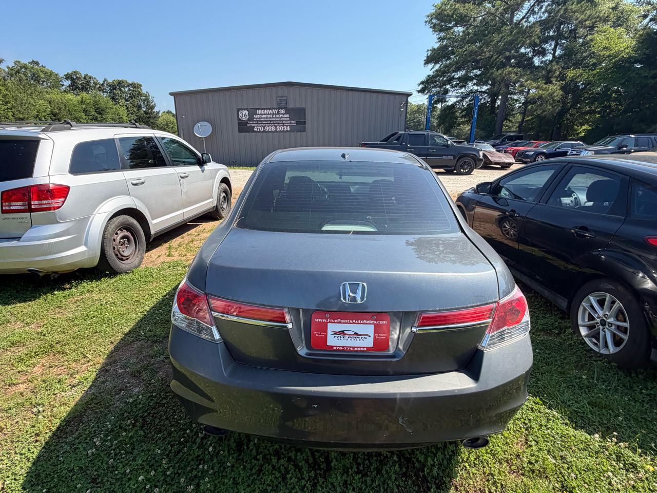 Honda Accord EX-L V-6 Sedan AT 2011