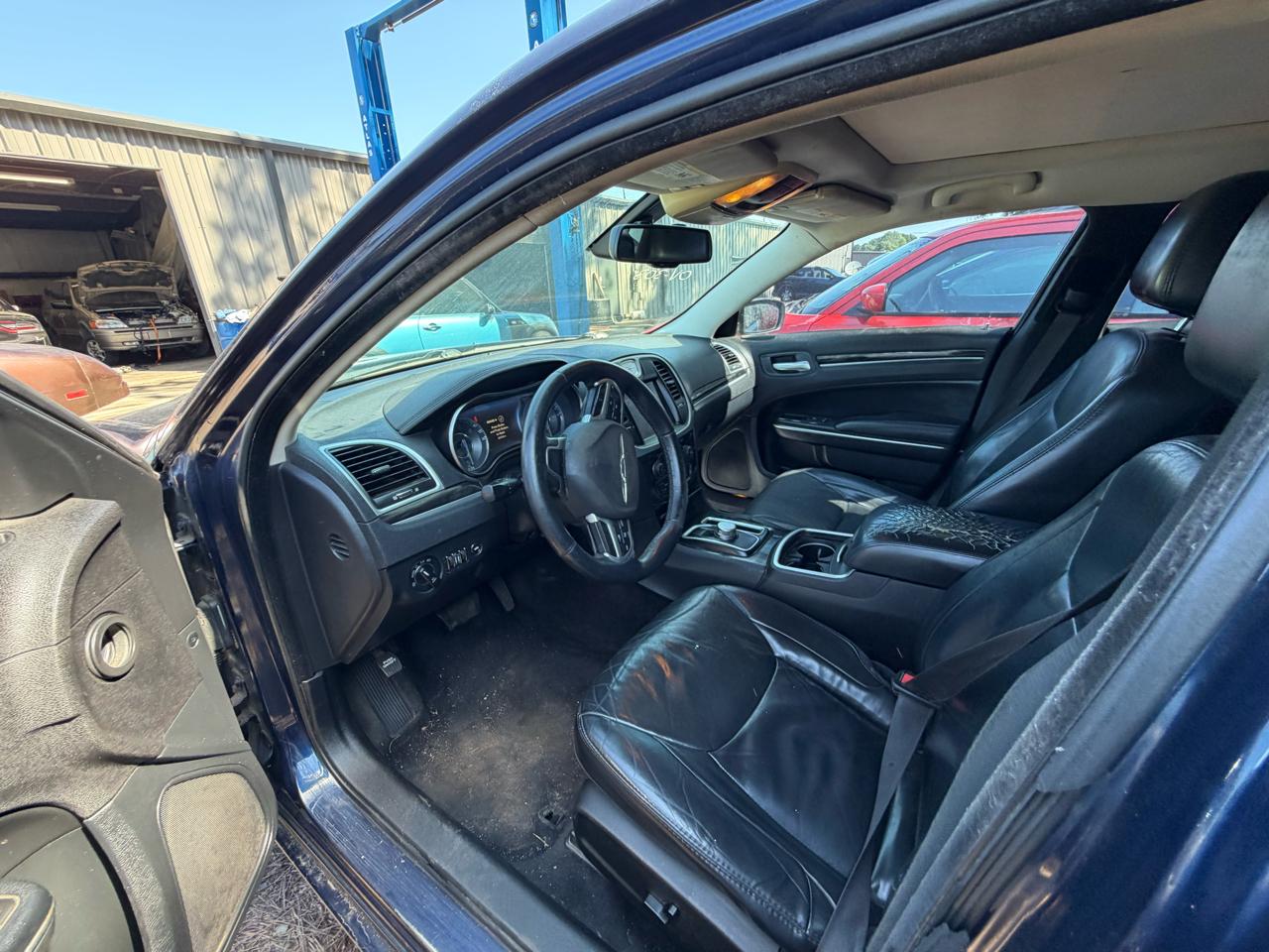 Chrysler 300 Limited RWD 2016