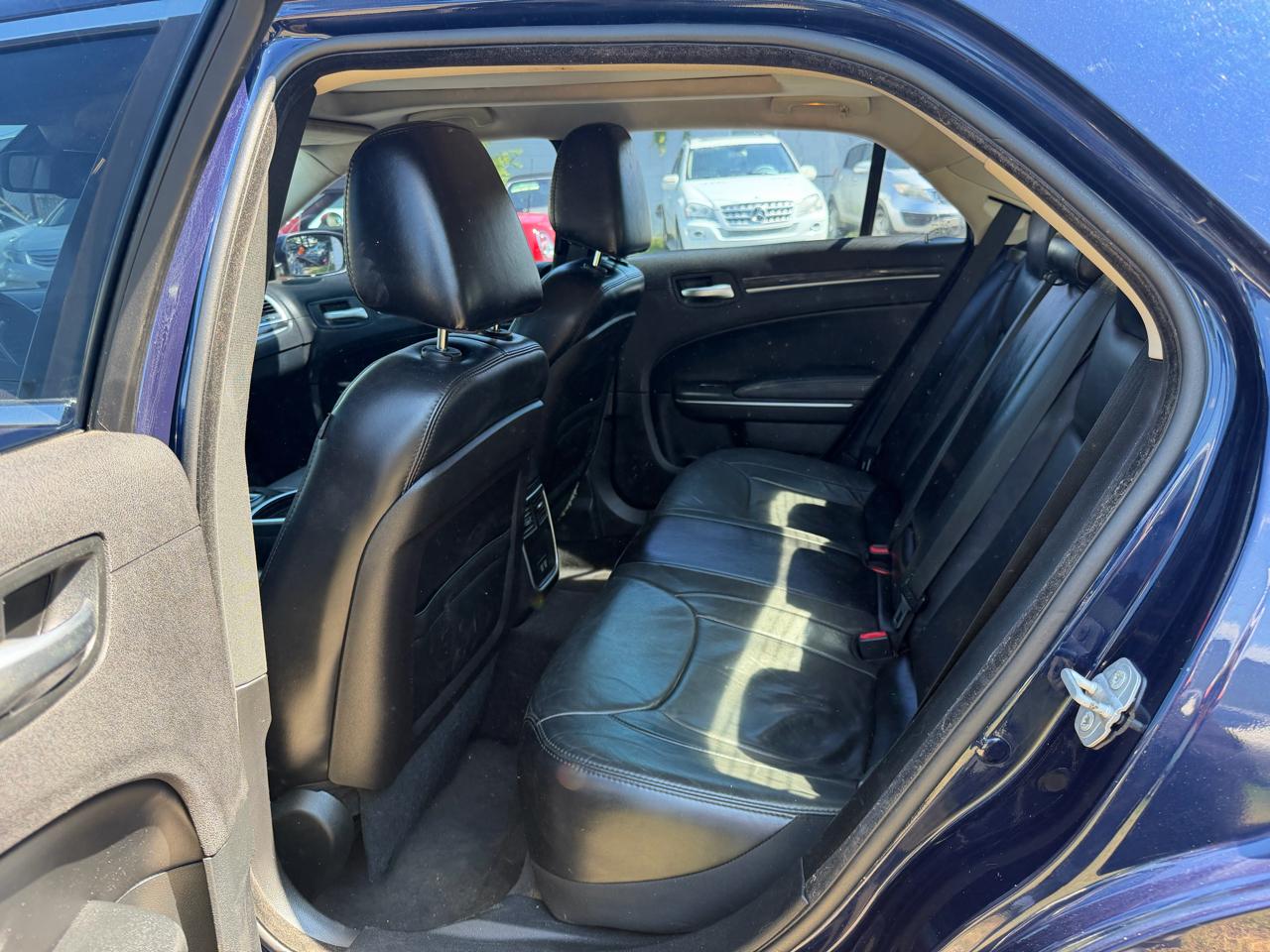 Chrysler 300 Limited RWD 2016