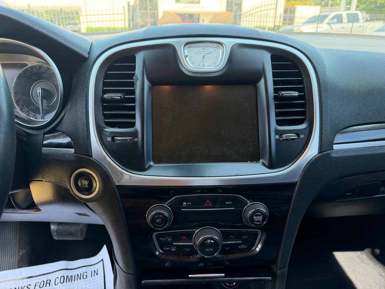 Chrysler 300 Limited RWD 2016