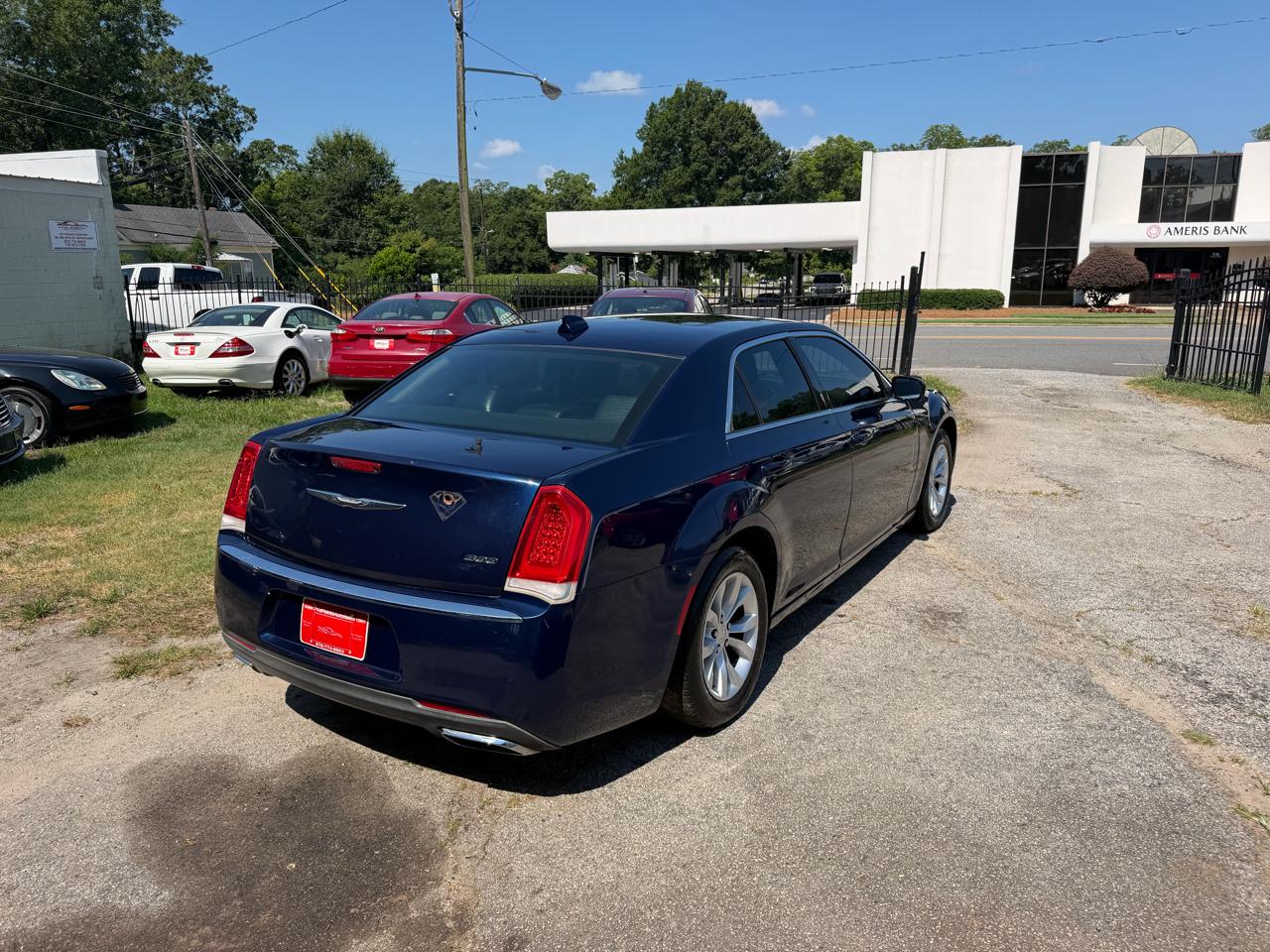 Chrysler 300 Limited RWD 2016