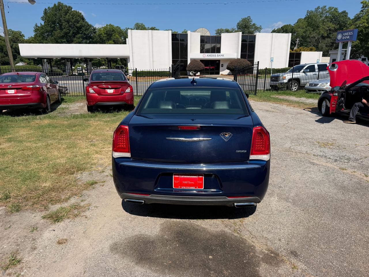 Chrysler 300 Limited RWD 2016