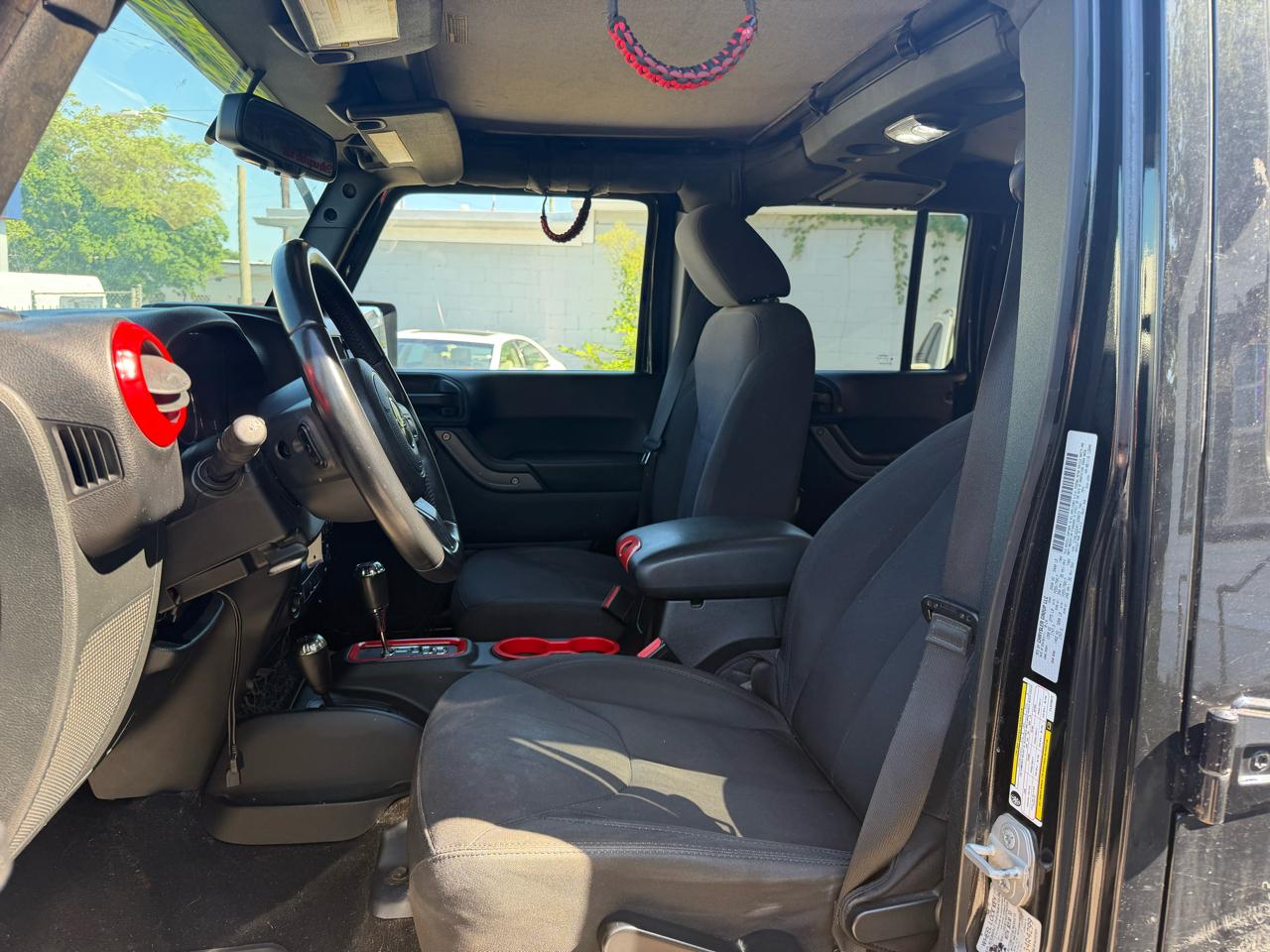 Jeep Wrangler Unlimited Sport 4WD 2015