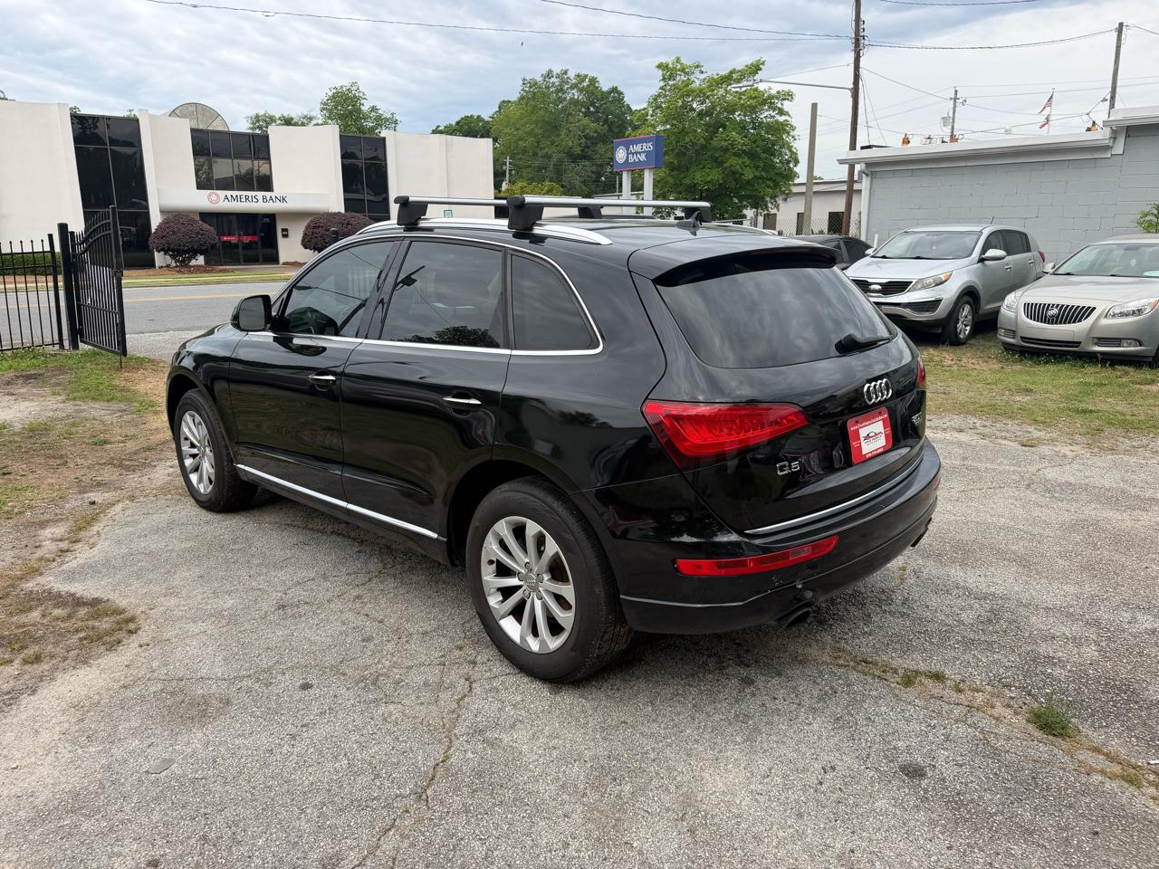 Audi Q5 2.0T Premium quattro 2016