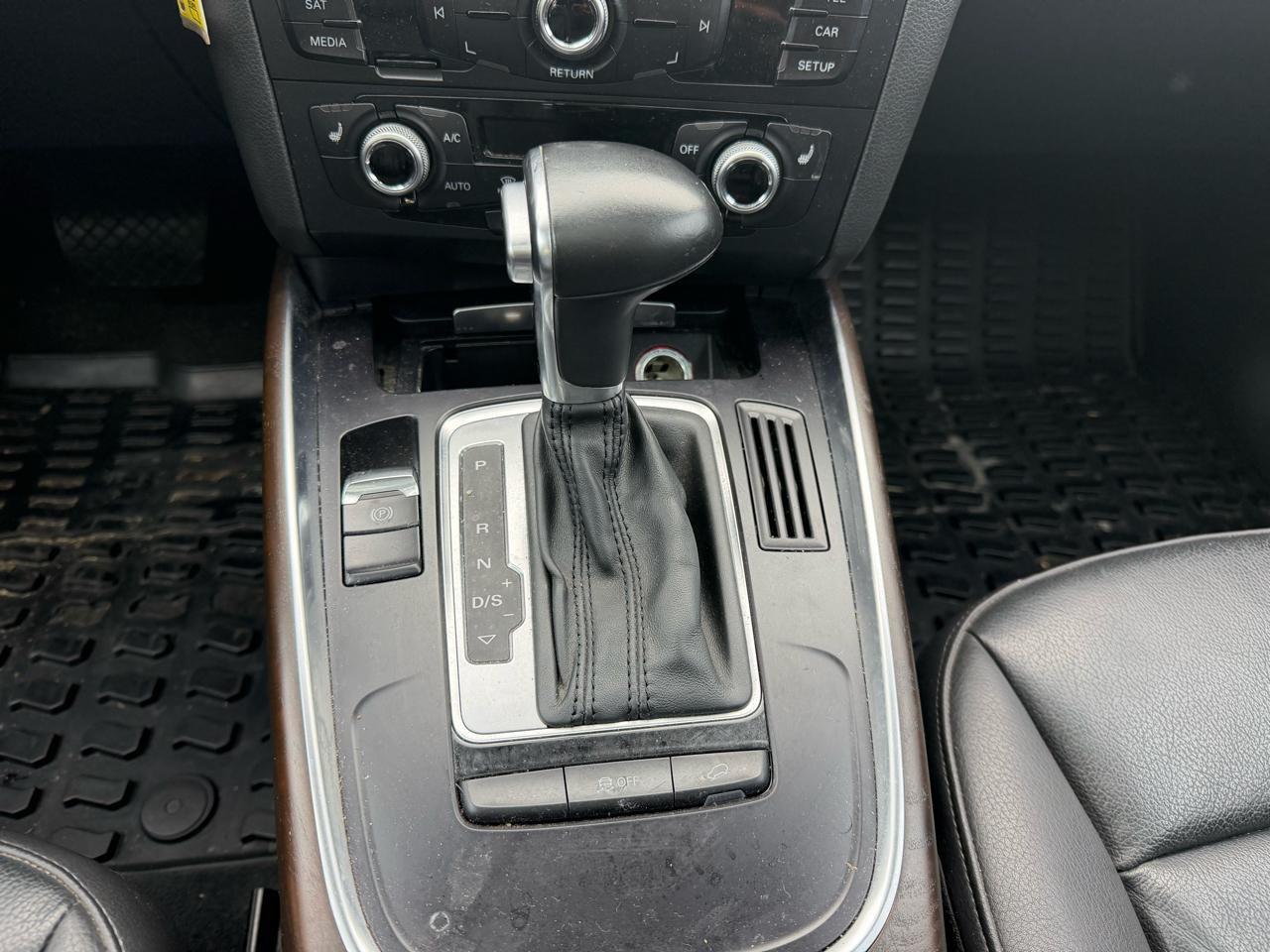 Audi Q5 2.0T Premium quattro 2016