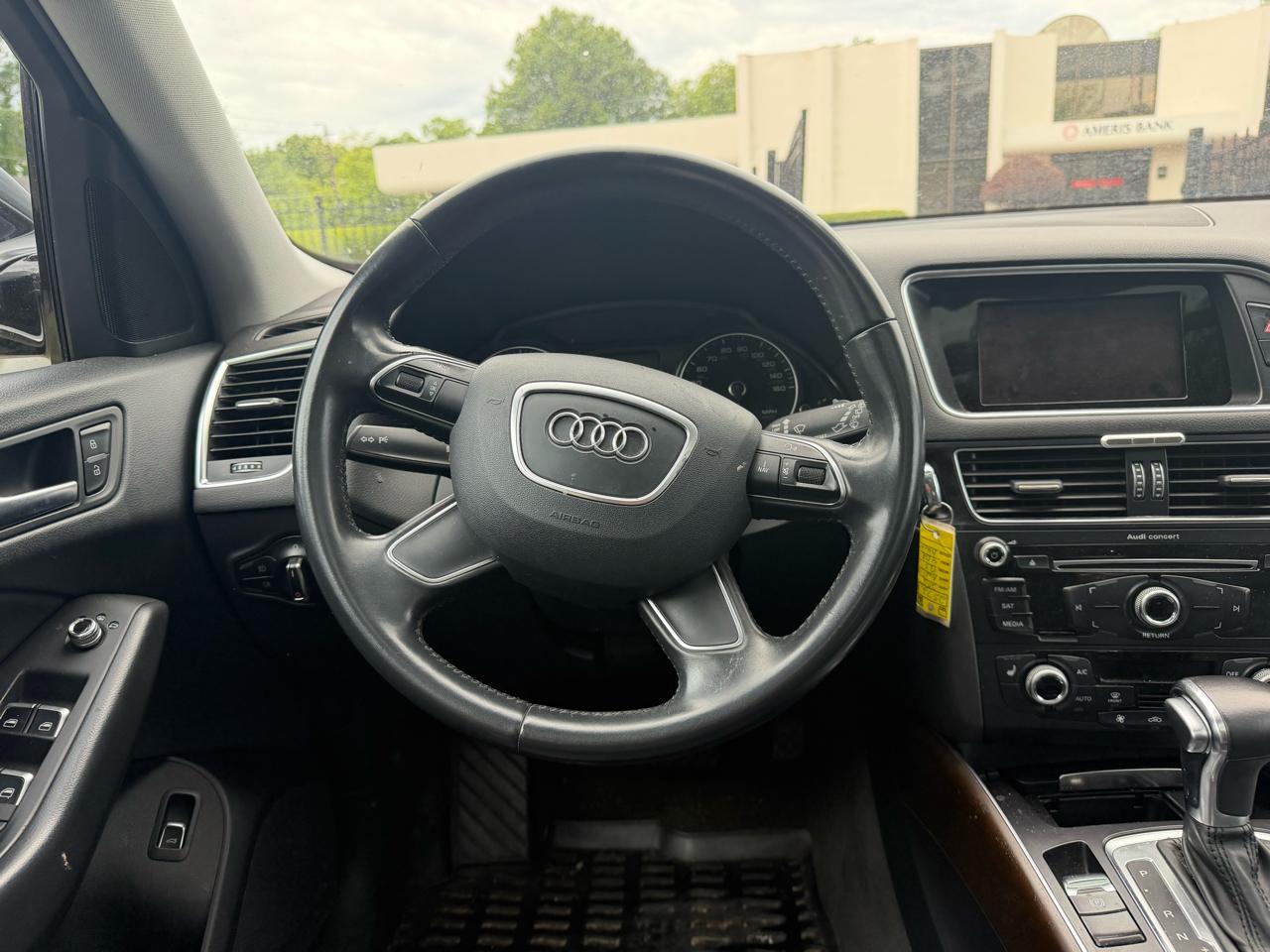 Audi Q5 2.0T Premium quattro 2016