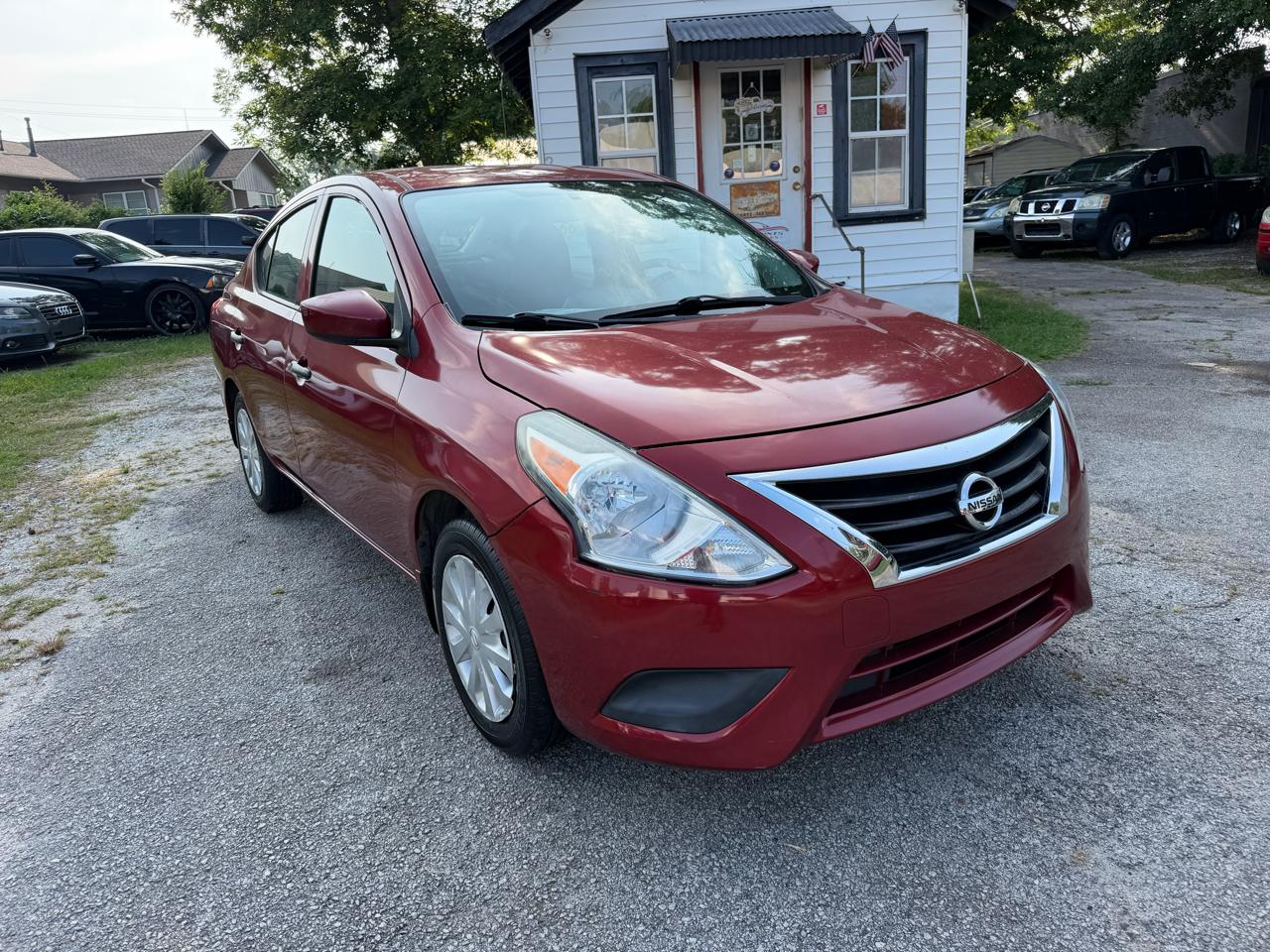 Nissan Versa 1.6 S 5M 2016