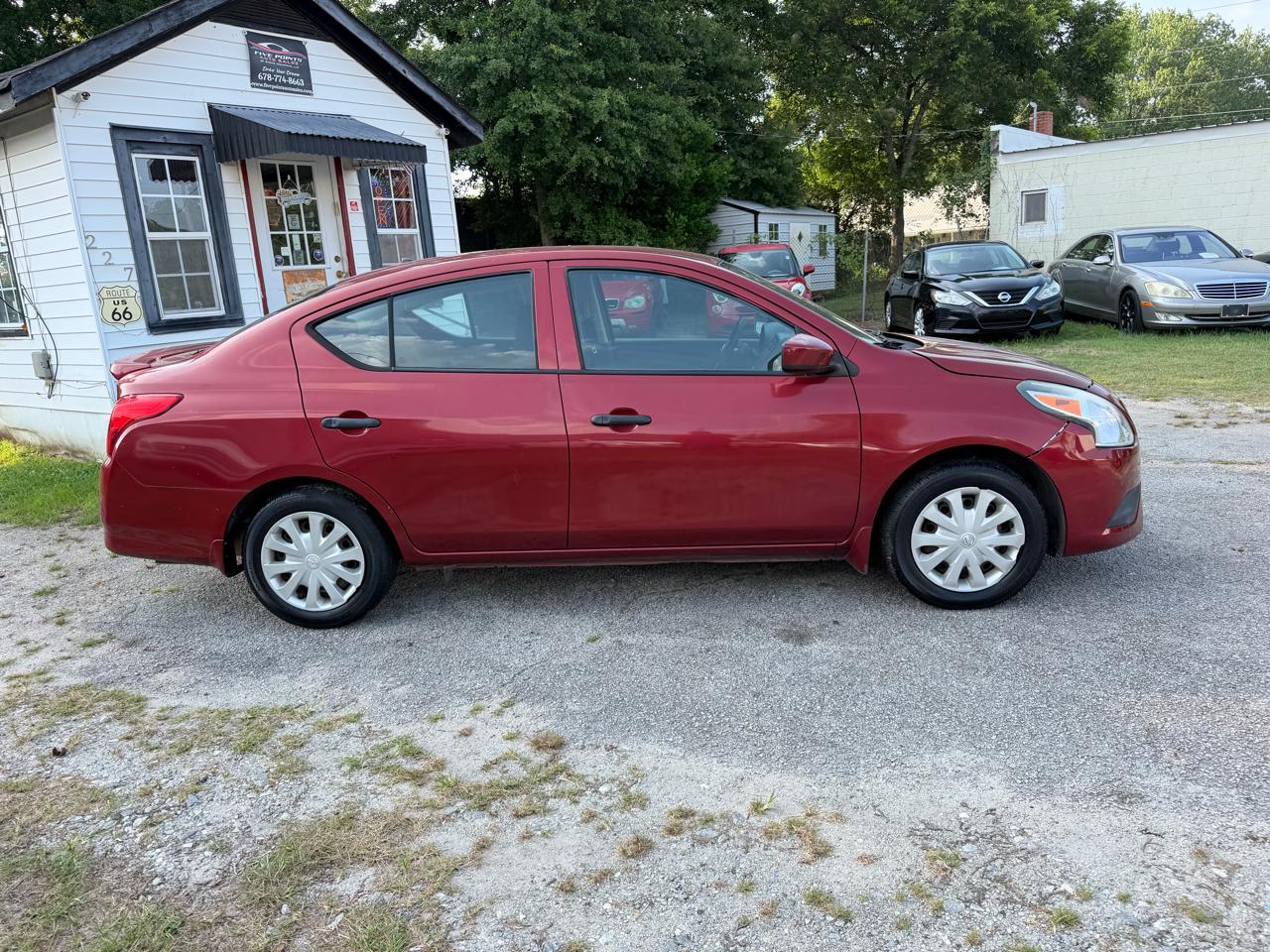 Nissan Versa 1.6 S 5M 2016