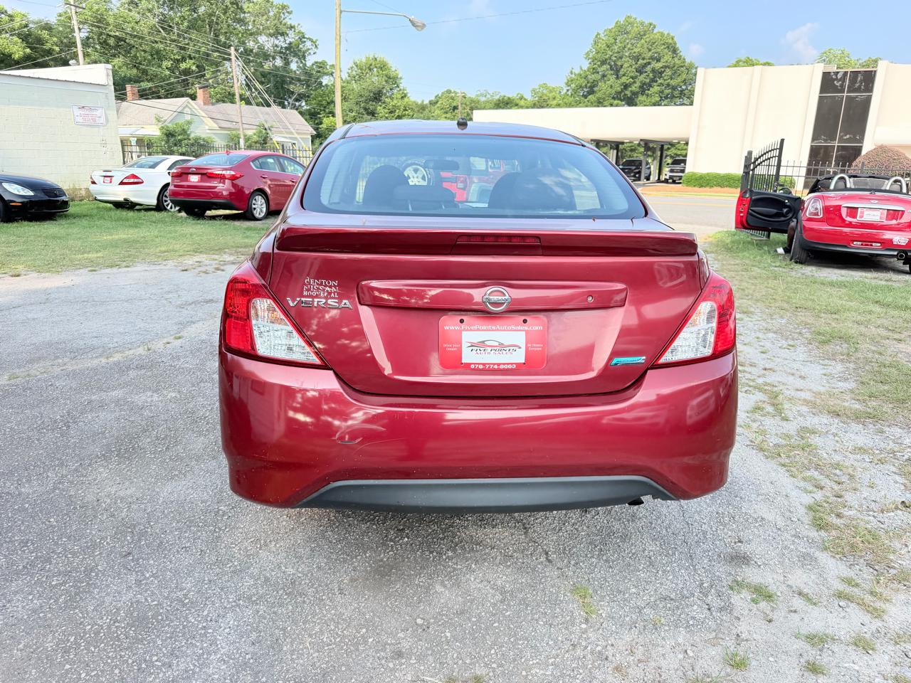 Nissan Versa 1.6 S 5M 2016