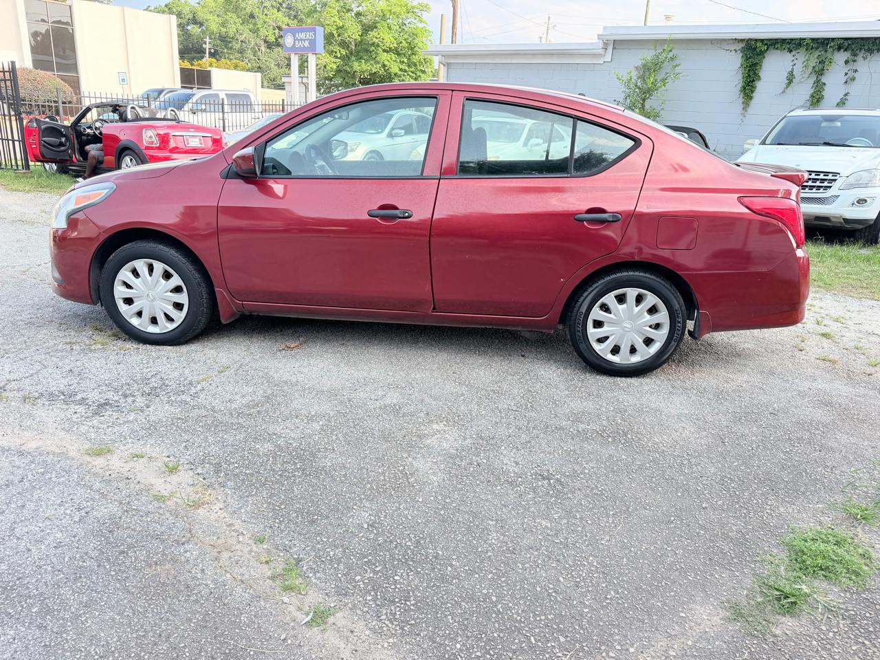 Nissan Versa 1.6 S 5M 2016