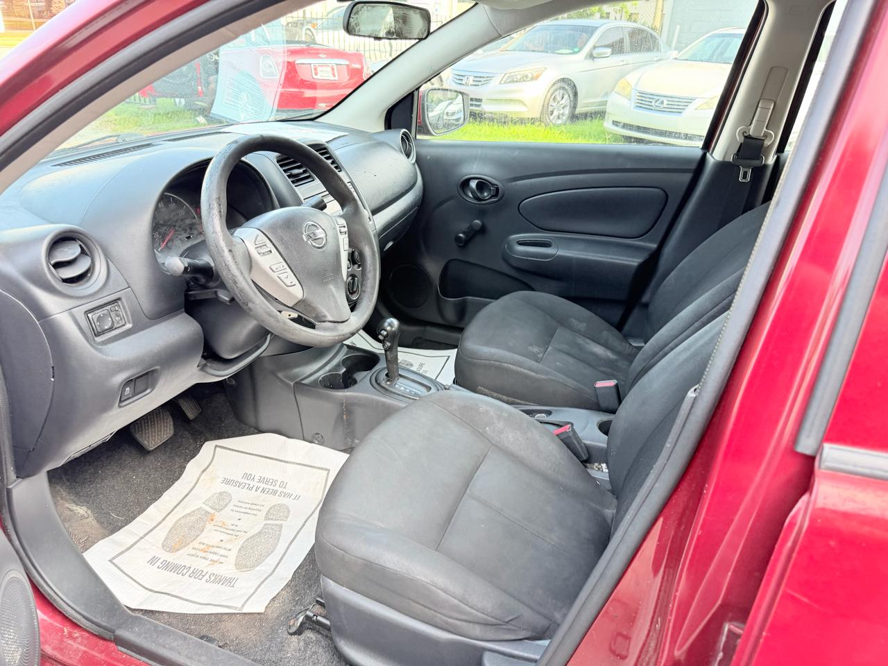 Nissan Versa 1.6 S 5M 2016