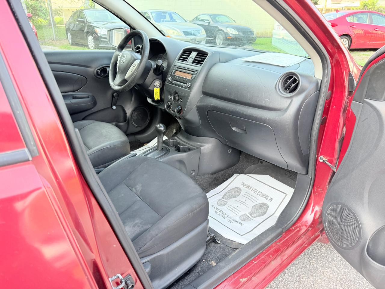Nissan Versa 1.6 S 5M 2016