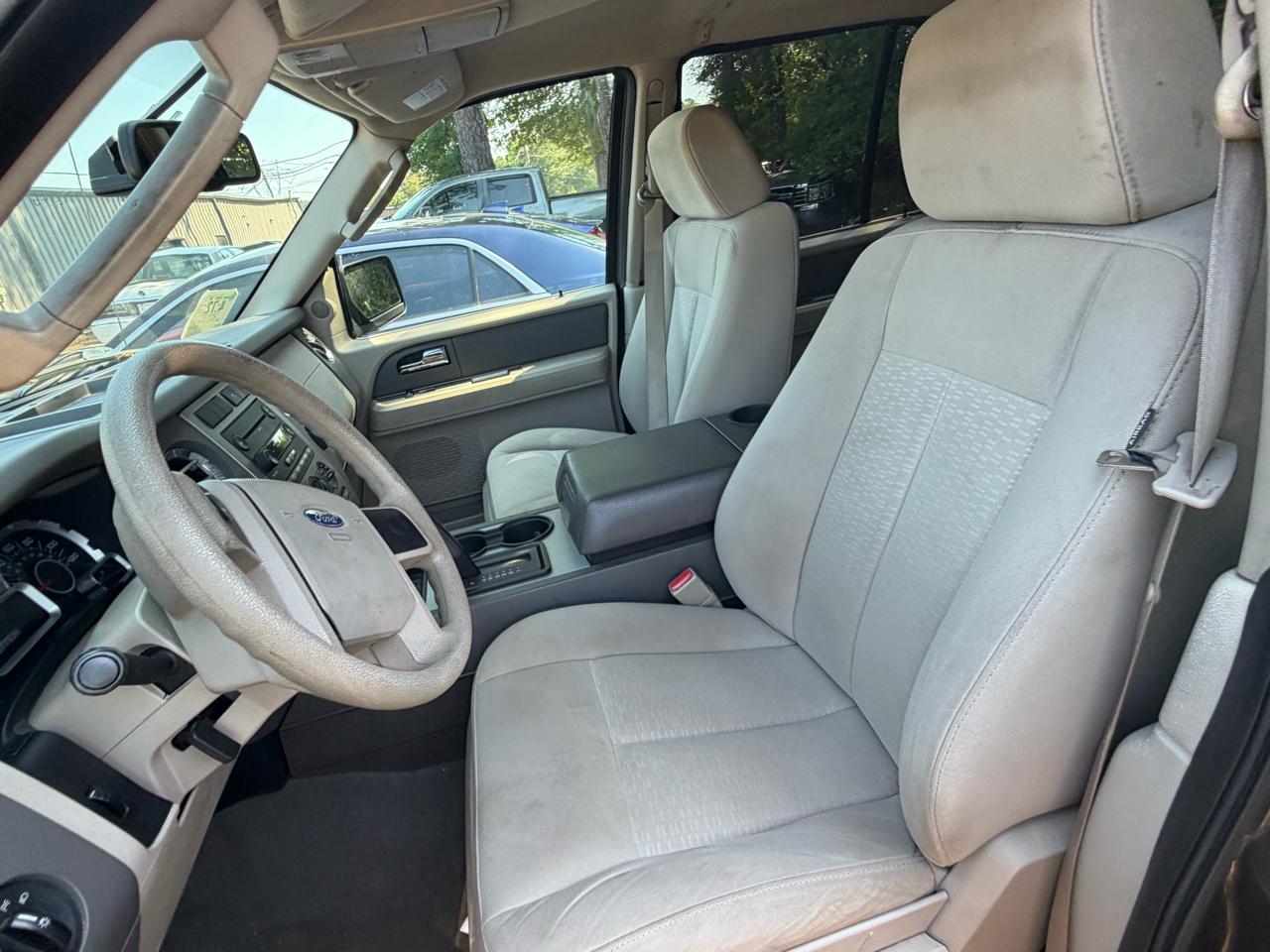 Ford Expedition XLT 4WD 2007