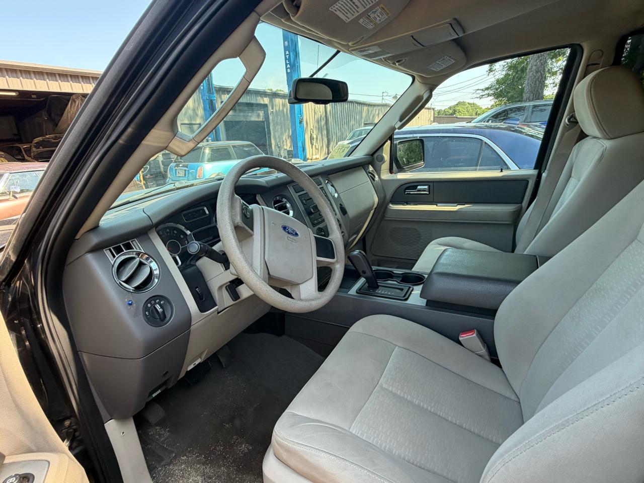 Ford Expedition XLT 4WD 2007