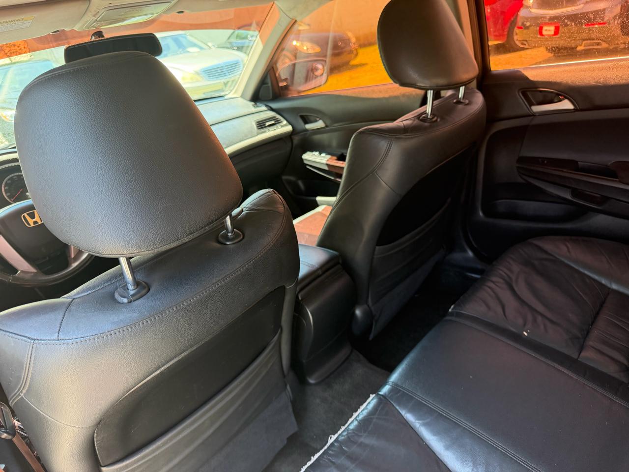Honda Accord SE Sedan AT 2012