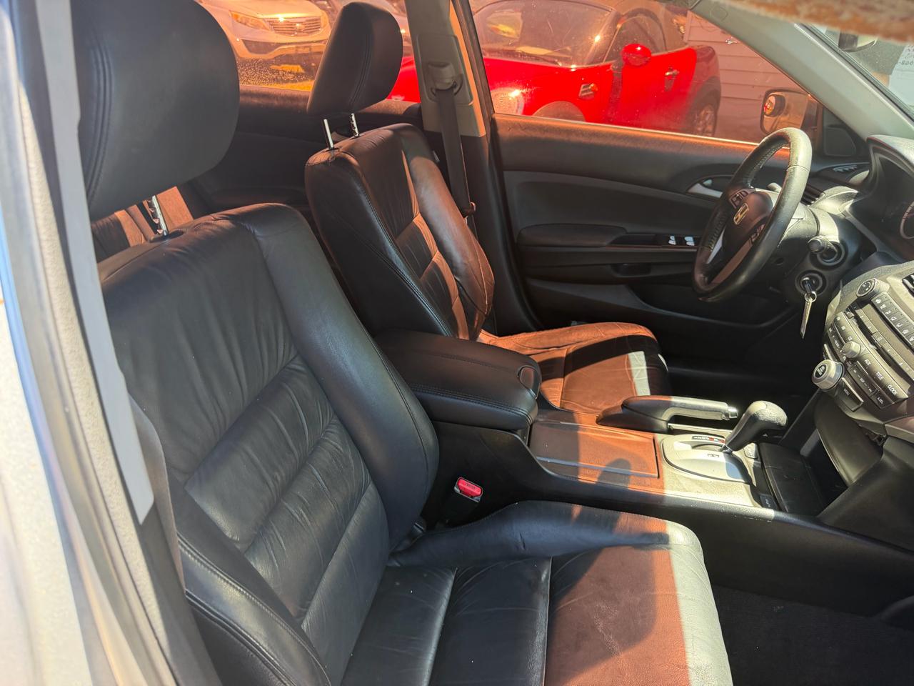 Honda Accord SE Sedan AT 2012