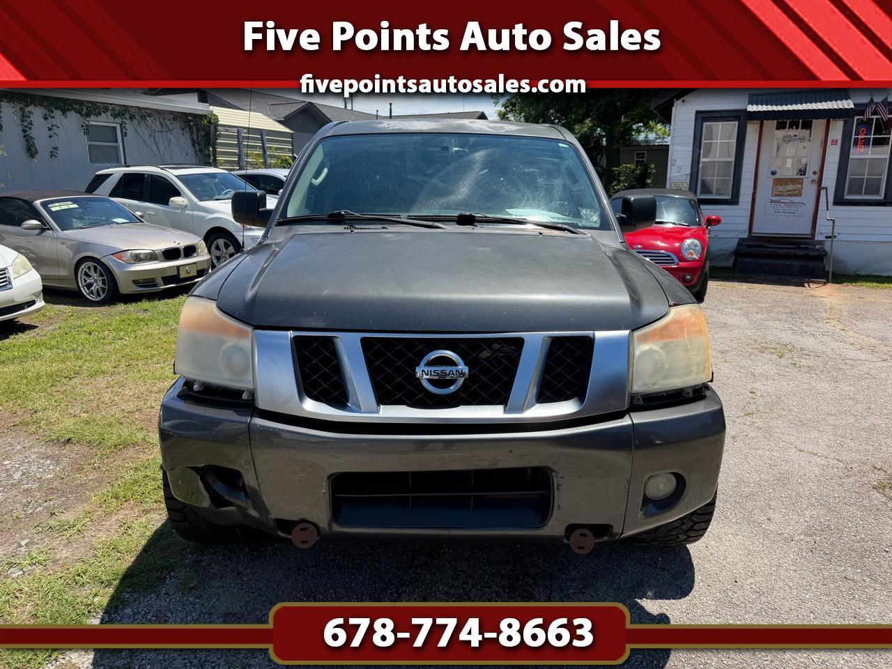 Nissan Titan XE Crew Cab 4WD SWB 2010
