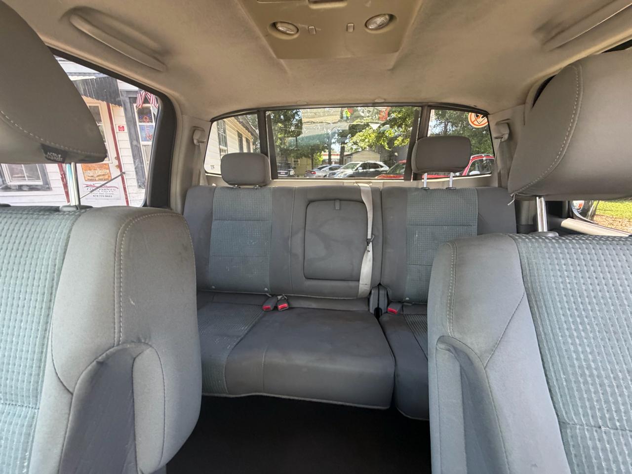 Nissan Titan XE Crew Cab 2WD 2006